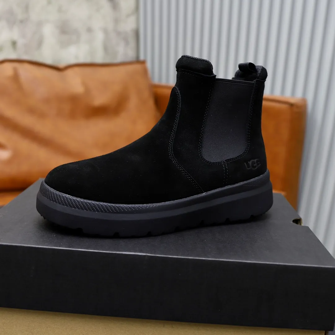 Ex-factory price: 540💰Thick wool imported from Australia Brand: UGG genuine purchase Size: 39-44 (45 customized) Grade: Official website 1:1 Material: First layer of genuine leather waterproof and antifreeze upper Real wool lining Original non-slip and wear-resistant outsole Style category: Men's casual shoes Trendy style Comfortable on the feet Color: Official website color synchronization